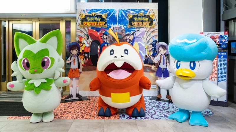 Aquí están los disfraces de mascota de Pokémon Fuecoco, Sprigatito y Quaxly